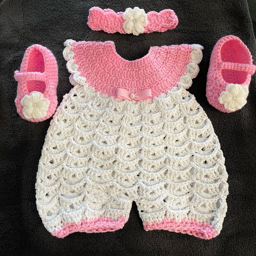 Baby pelele headband and ballerinas crochet 0 to 3 months pink and white